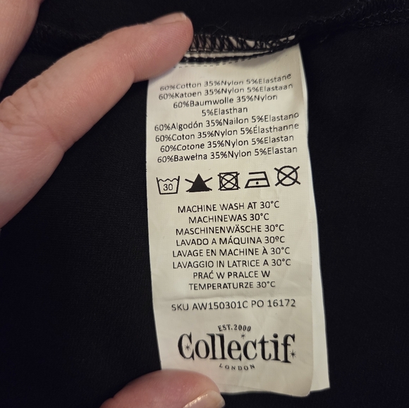 Collectif Skater Skirt In Black Size M UK 12 US 8 - Picture 4 of 4